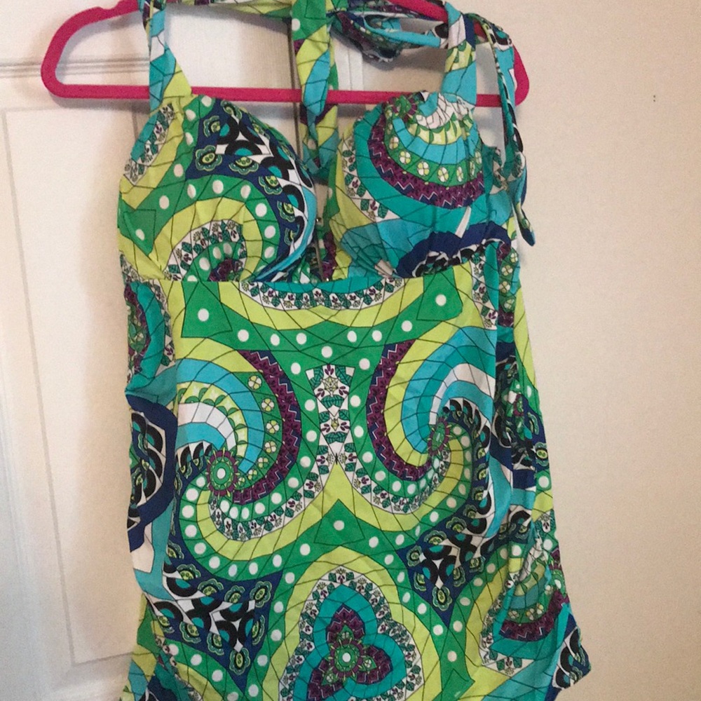 Bathing suit top